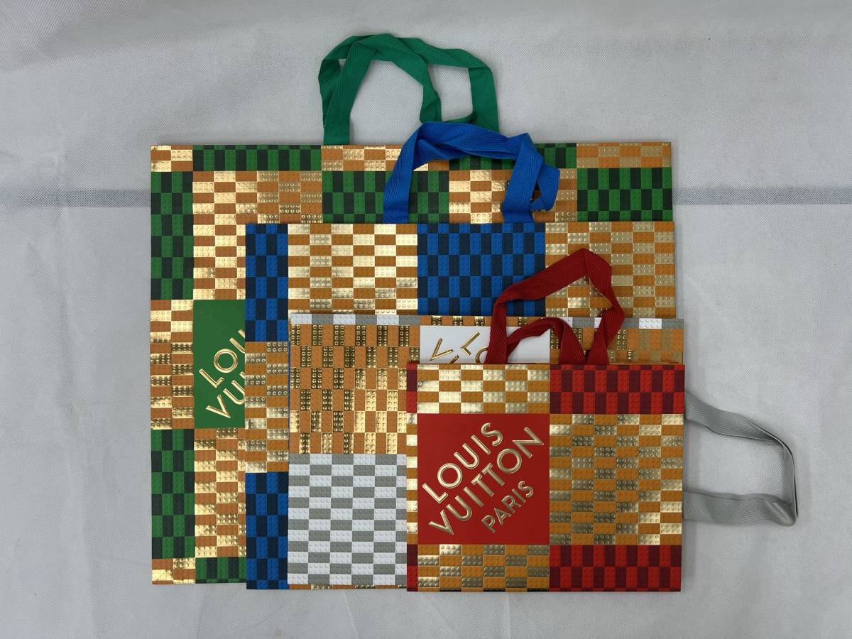 LOUIS VUITTON ルイ ヴィトン 紙袋 ショップ袋 レゴ柄 2022年 Xmas限定