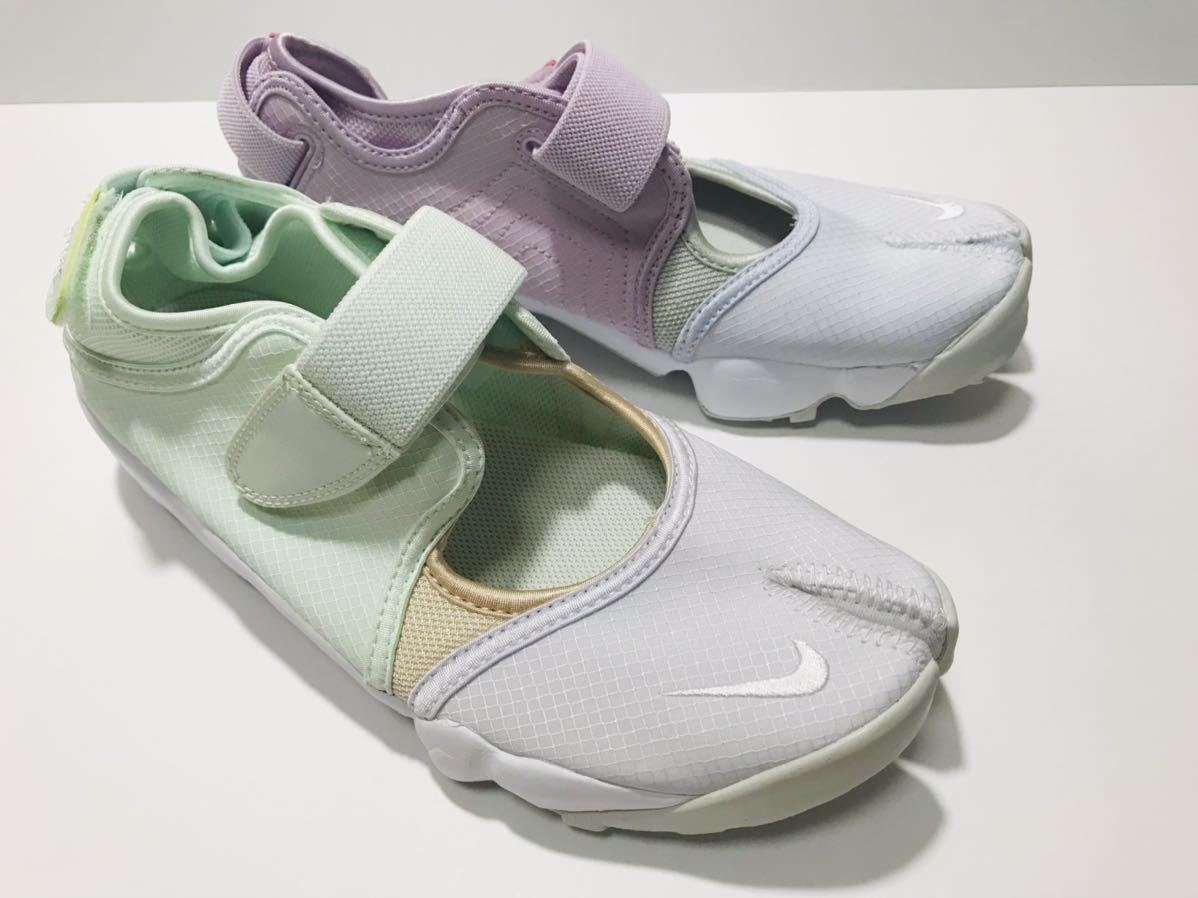 ほぼ新品!! 2021製NIKE ナイキDV2926-300 WMNS AIR RIFT BR BARELY