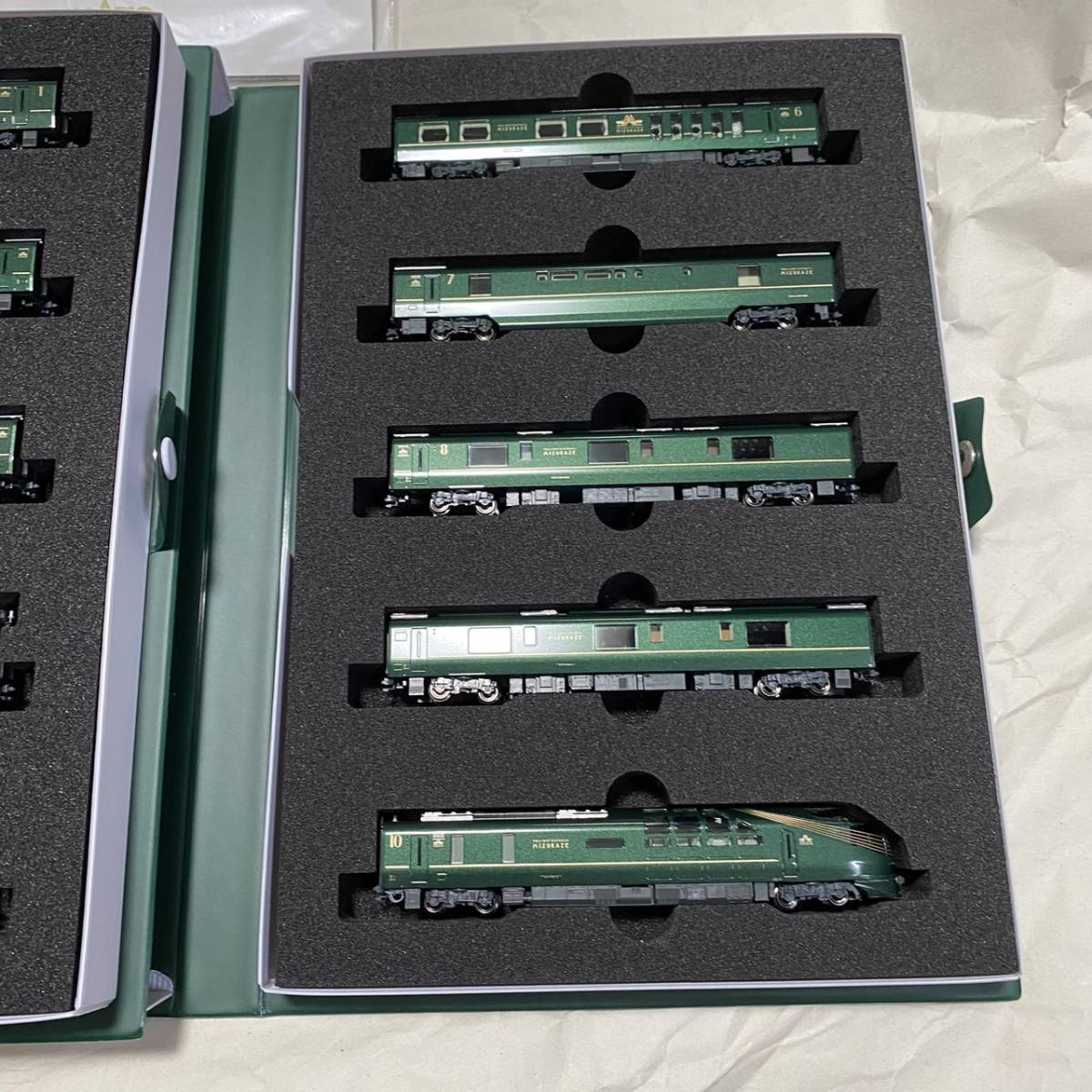 1円〜)KATO 10-1570 87系「TWILIGHT EXPRESS 瑞風」特別企画品