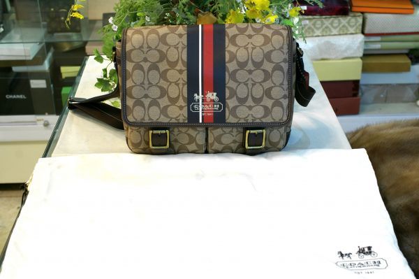 ○美品 コーチ COACH 70077 ヘリテージ ストライプ イースト ウェスト