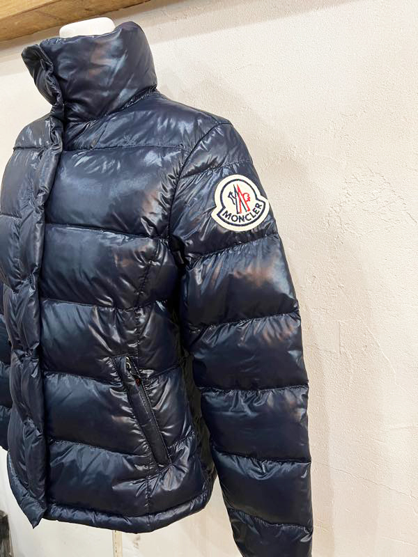 K61★MONCLER/モンクレール CLAIRE クレア ロゴワッペンダウンジャケット レディース サイズ0 ネイビー アウター ダウン USED ★_画像6