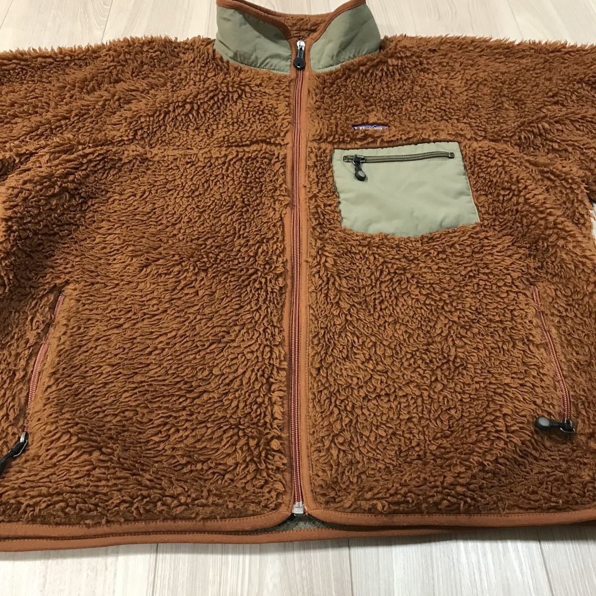 L patagonia CLASSIC RETRO CARDIGAN 23024FA X パタゴニア レトロx カーディガン メキシコ フリース ボア  ファー ジャケット ブラウン