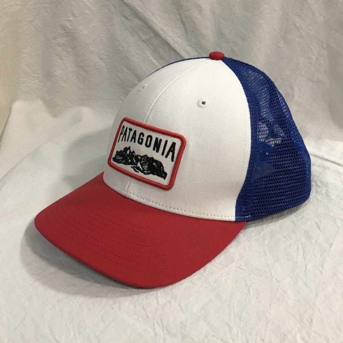 未使用patagonia cap mountain パタゴニア メッシュ キャップ トリコ トリコロール ホワイト ブルー レッド ワッペン 帽子 ハット キャンプ_画像1