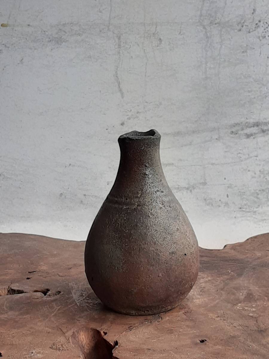 ヤフオク! - 琉球古窯 焼締徳利 喜名‐初期壺屋枡瓶(琉球王朝時代17−...