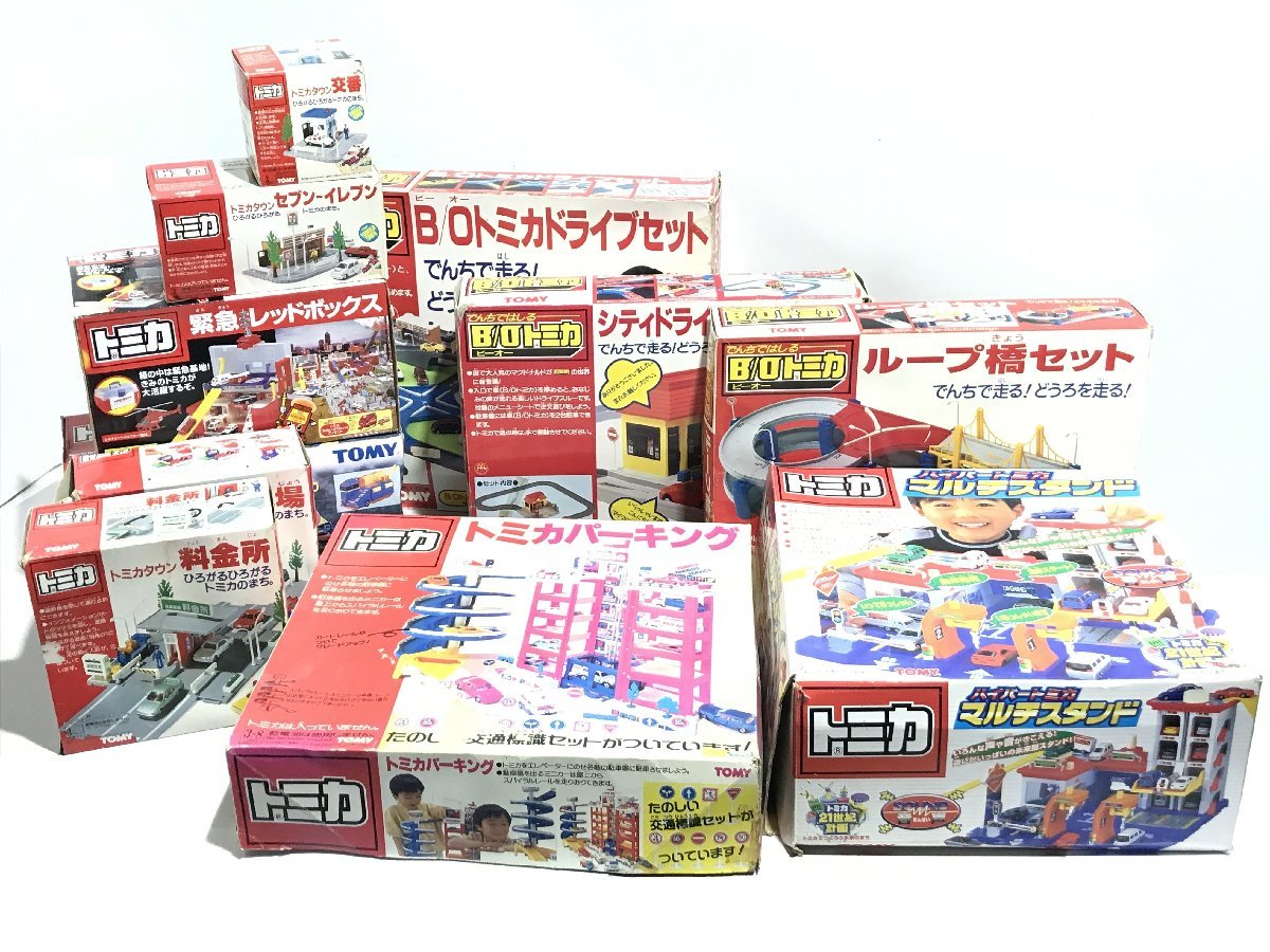 ヤフオク! - □セット品 トミカ ループ橋 シティドライブスルー B/O...