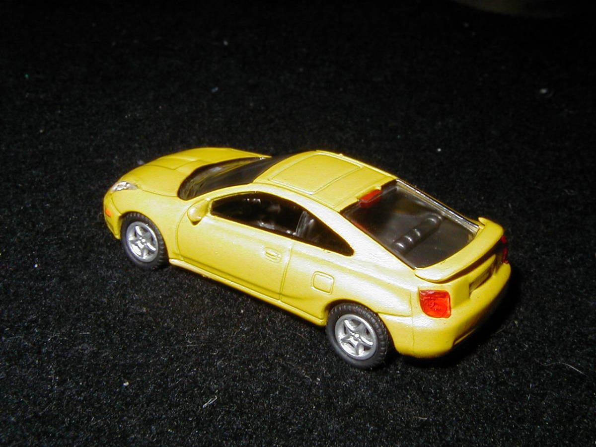 EPOCH капсула  ...1/72  Toyota   Celica   жёлтый  TOYOTA CELICA