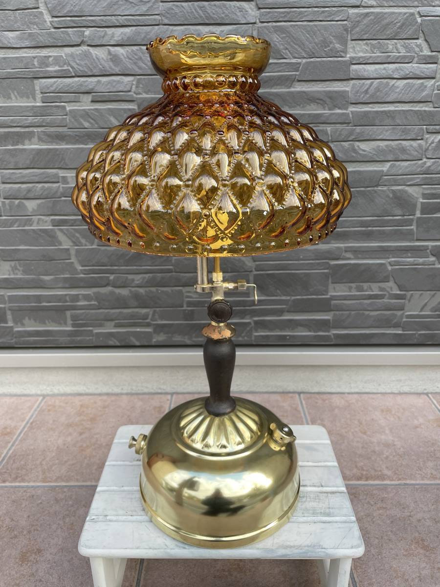 【抜群な存在感】アンバーシェードのコールマンランプColeman Lamp 8/11テーブルランプ　アンティーク　ビンテージ　LAMP
