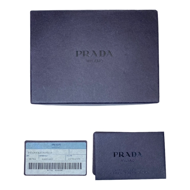 PRADA プラダ M176A7 三つ折り 財布 コンパクトウォレット 三角プレート サフィアーノ レザー ロゴ グレー_画像10