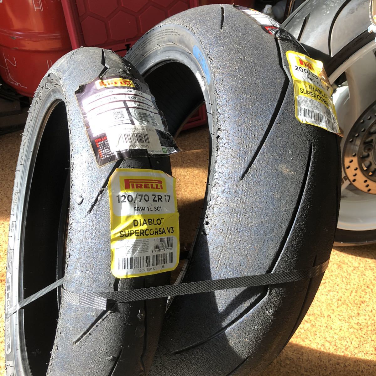 ピレリ ディアブロ スーパーコルサ V3 SC1 120/70 200/55 PIRELLI