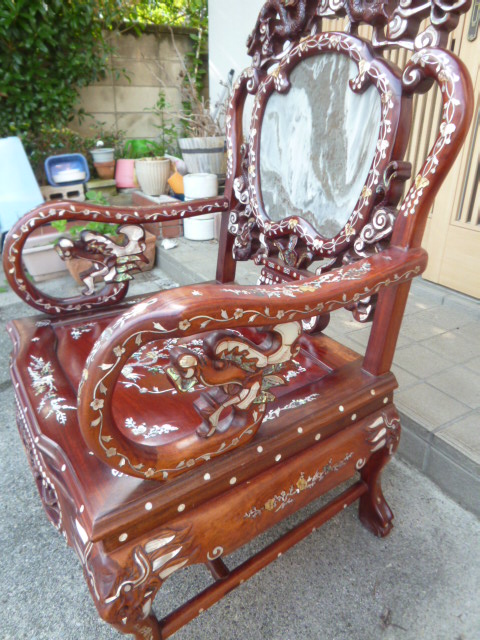 希少 椅子 アジア家具 骨董 龍 彫刻 装飾 いす 中国古美術 木製 レア
