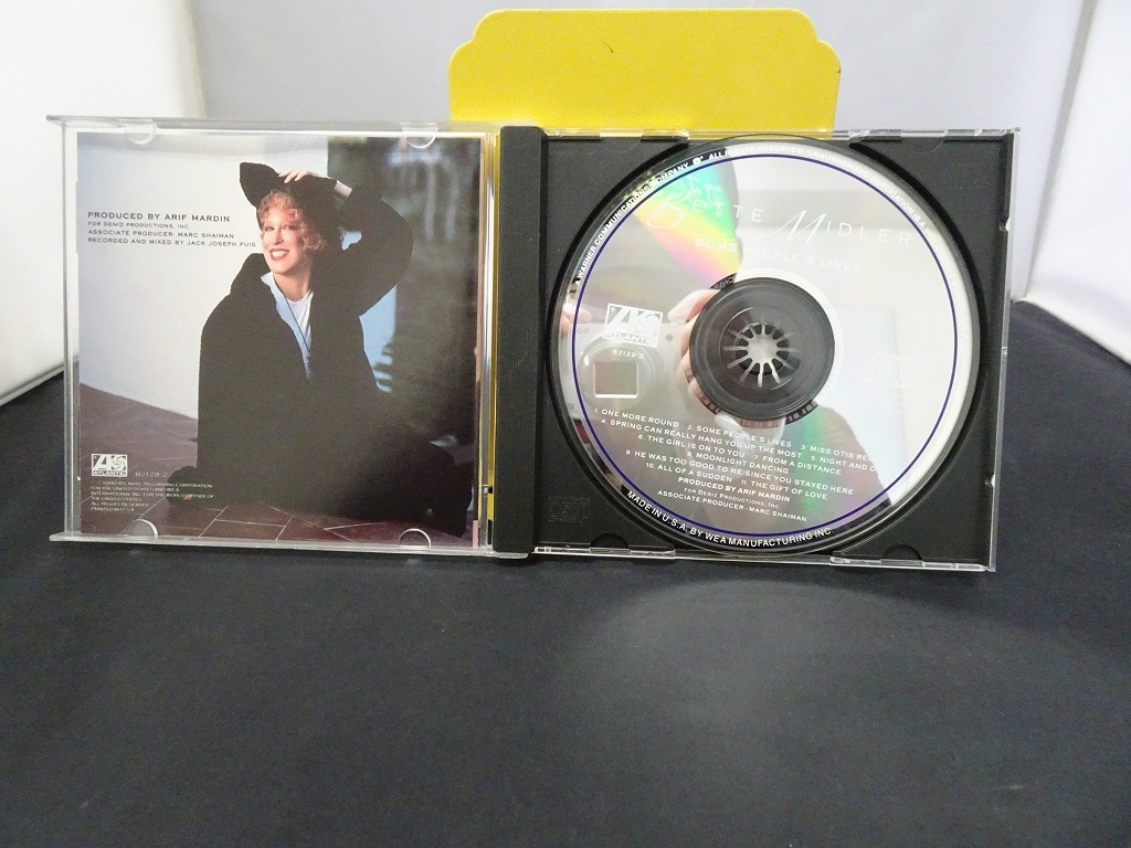 PC152★中古CD ベット・ミドラー BETTE MIDLER/サム・ピープルズ・ライヴス SOME PEOPLE’S LIVES 輸入盤 盤面良好 クリーニング済み_画像3