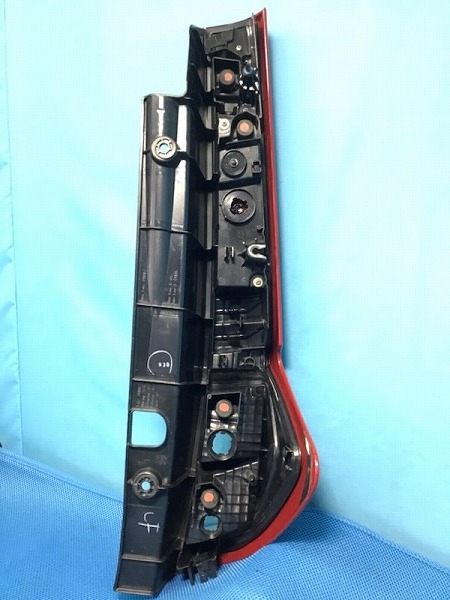 190621】 M900S トール M900A ルーミー 前期 左テールランプ LED 190621】 M900S トール M900A ルーミー 前期 左テールランプ LED