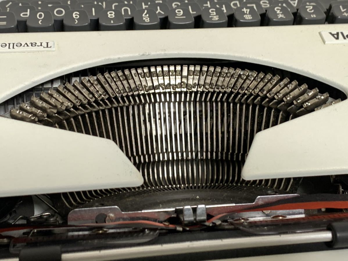 OLYMPIA Portable Typewriter Traveller/オリンピア タイプライター トラベラー（S.デラックス）/専用ケース、説明書付きの画像5