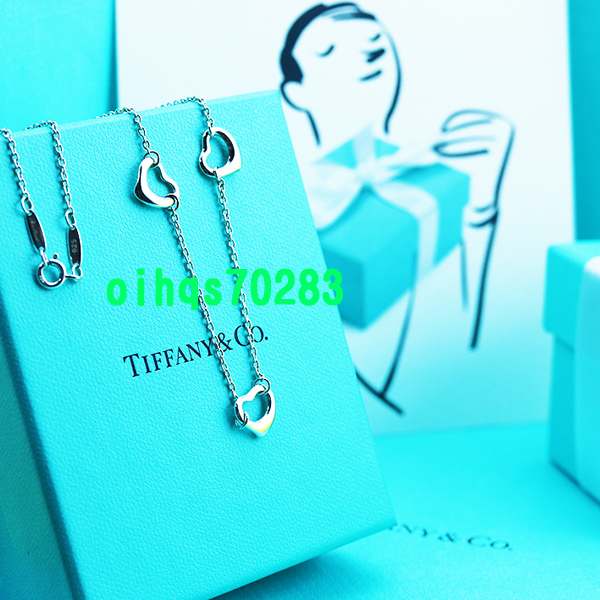 ♪即決♪新品　未使用 TIFFANY &Co. ティファニートリプルオープンハートネックレス_画像1