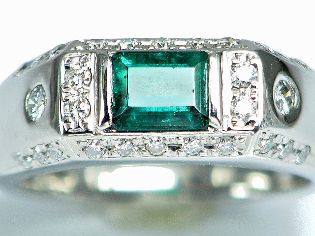 [ gem shop head office ] good quality natural emerald 0.66ct diamond 0.31ct PT900 9.0g ring (GRJ Mini . another card attaching )