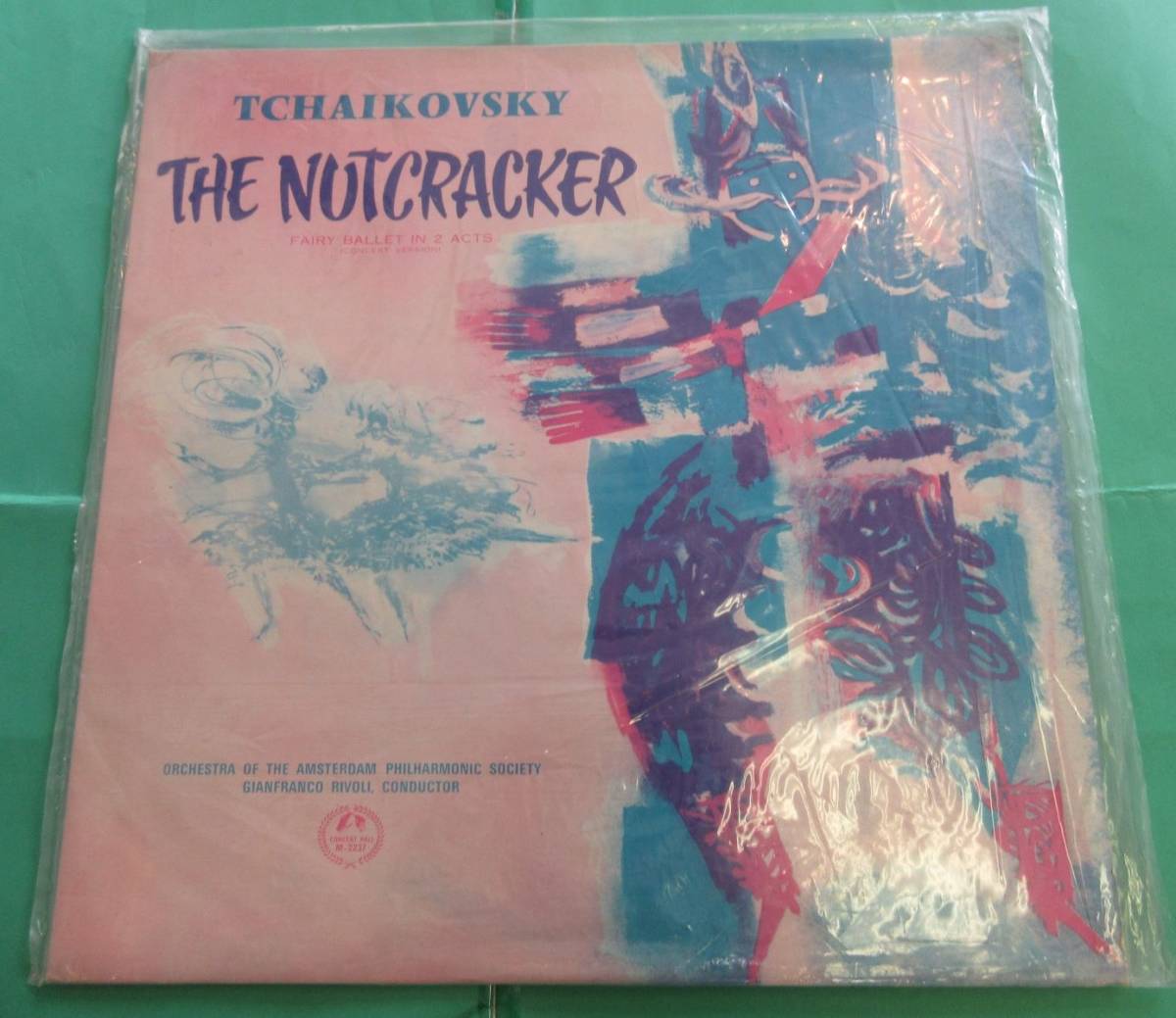 ★ レコード LP チャイコフスキー TCHAIKOVSKY バレエ組曲 くるみ割り人形 ジャンフランコ・リヴォリ指揮 THE NUTCRACKER ★L59_画像1