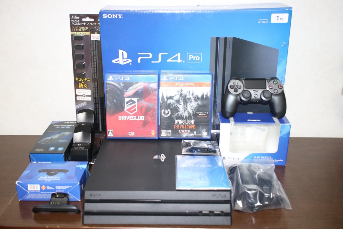 2021新商品 PlayStation®4 PS4本体 コントローラーx2 スタンド 背面ボタン