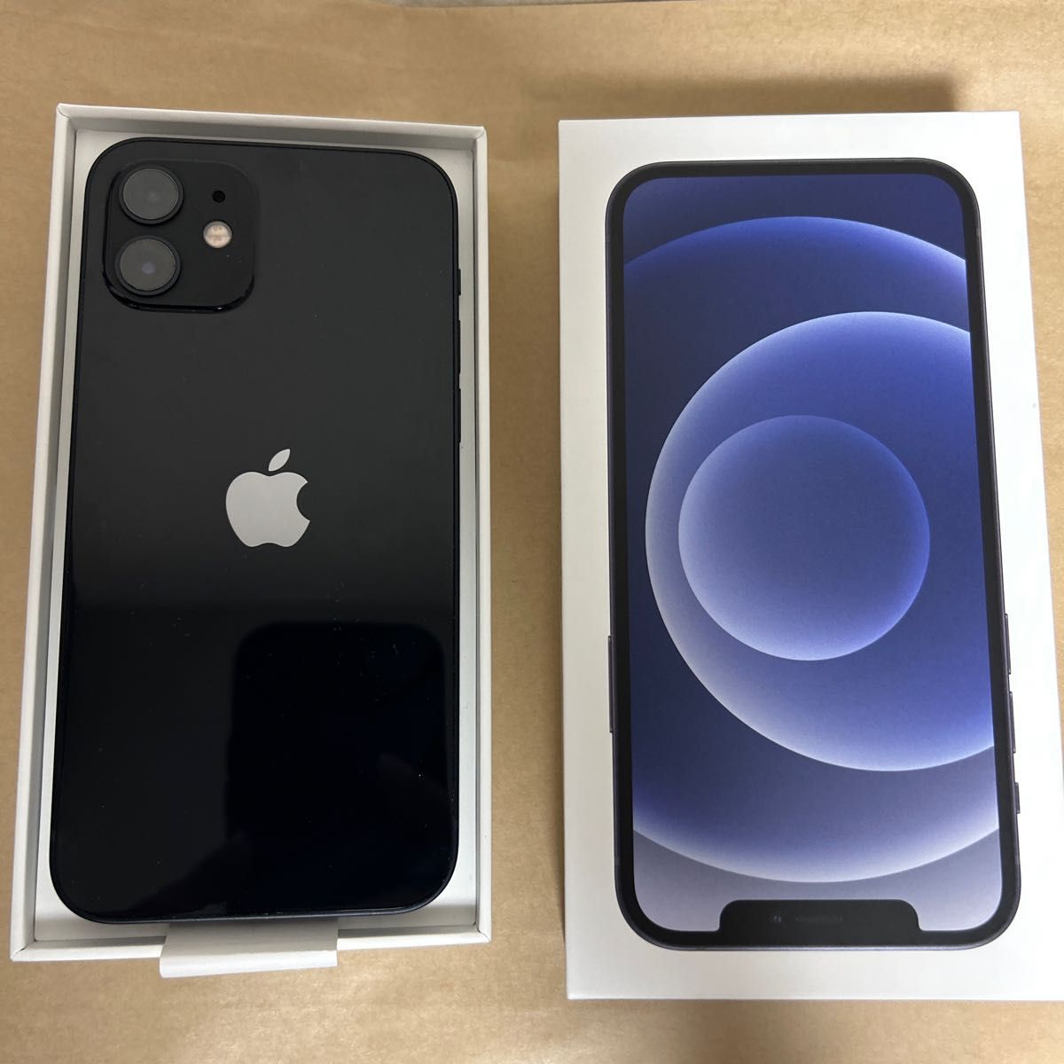 iPhone 12 64GB ブラック SIMフリー 美品 - fundacionatenea.org