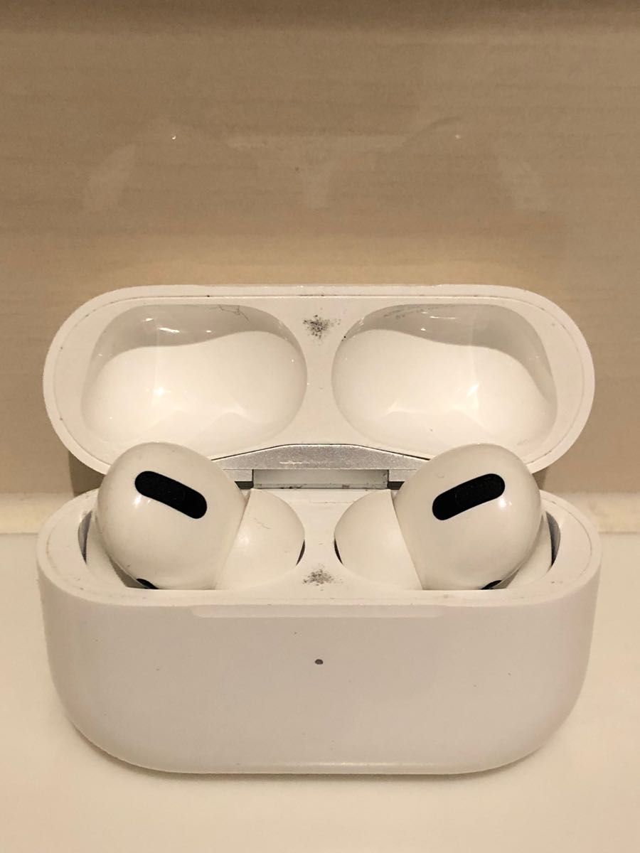 AirPods Pro ホワイト MWP22ZM/A エアポッズ Bluetoothワイヤレス