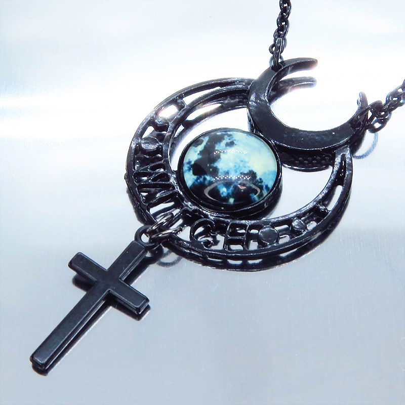  gothic style black moon necklace Rosario 10 character .. woman wichi three day month Triple moon bread clock men's lady's 