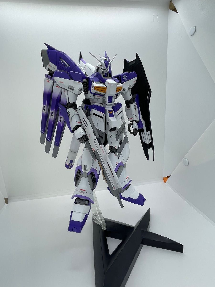 ガンプラ完成品】MG H i-νガンダム vrka 改修塗装完成品-