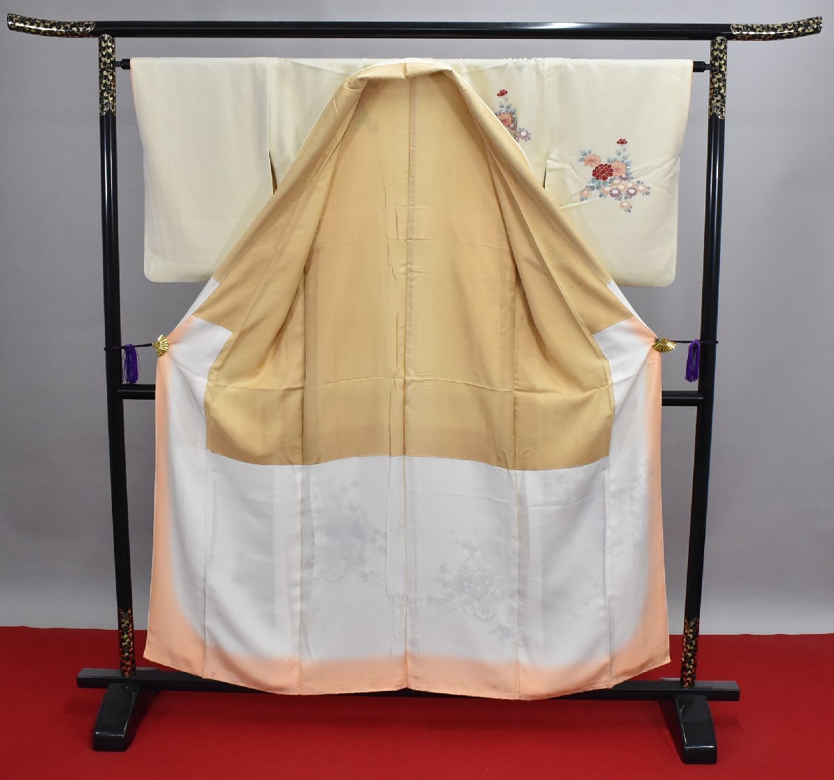 【桜庭呉服店】 附下訪問着 披露宴 花車 秋草文 菊 おしゃれ 身丈151cm 裄丈64cm ★着物 パーティー t‐1083_画像10