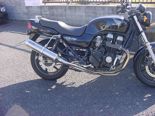 人気が高い CB750 RC42 SP忠男スーパーコンバットピュア