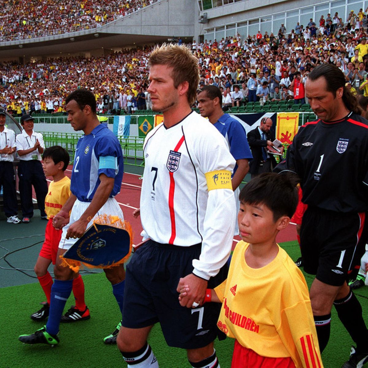 2002 02 イングランド代表 ベッカム ユニフォーム 新品 ブラジル戦 長袖 上下 日韓 W杯 XL アンブロ マンチェスター マンU England Beckham_画像9