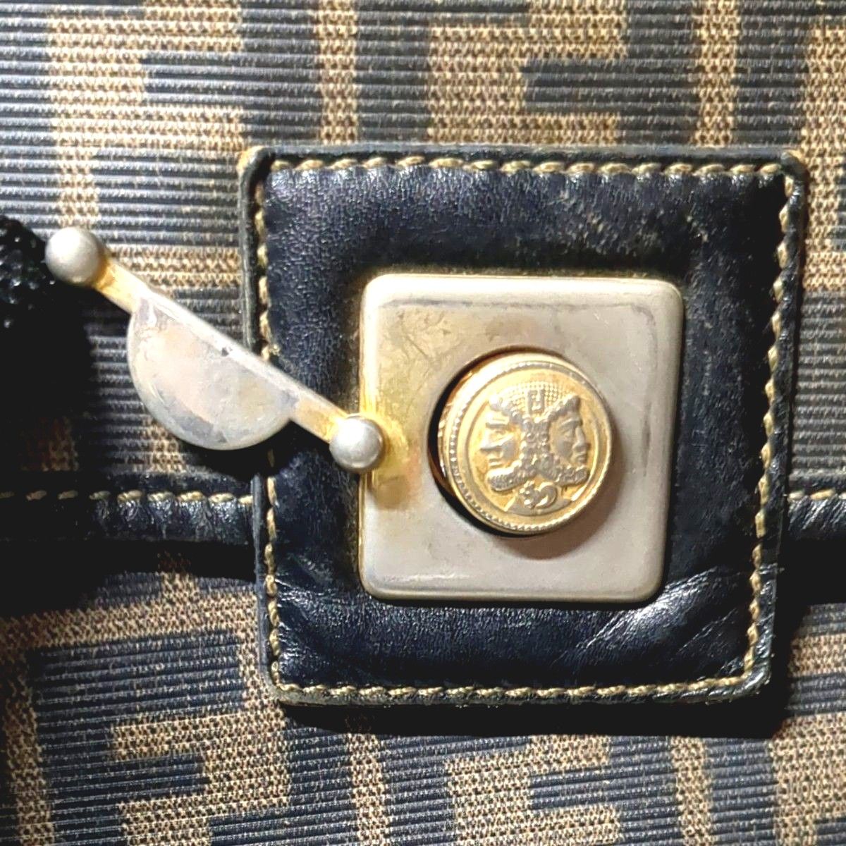 ★希少！ヴィンテージ★  FENDI フェンディ ズッカ柄 ハンドバッグ ショルダーバック2WAY★★(*^▽^)/★*☆♪