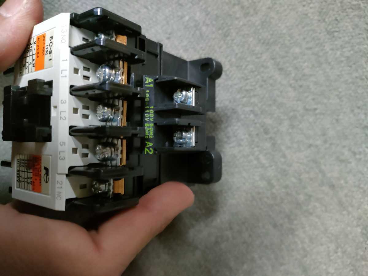 富士電機 マグネットスイッチ 電磁開閉器 sc-5-1(スイッチ、開閉器