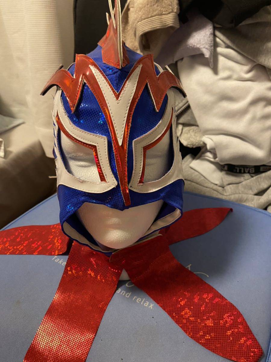 ウルティモドラゴン サイン入りマスク プロレス