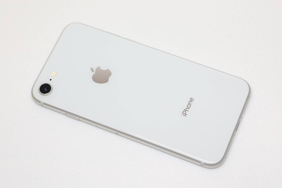 ヤフオク! - Apple iPhone 8 64GB SIMロック解除済（docomo版