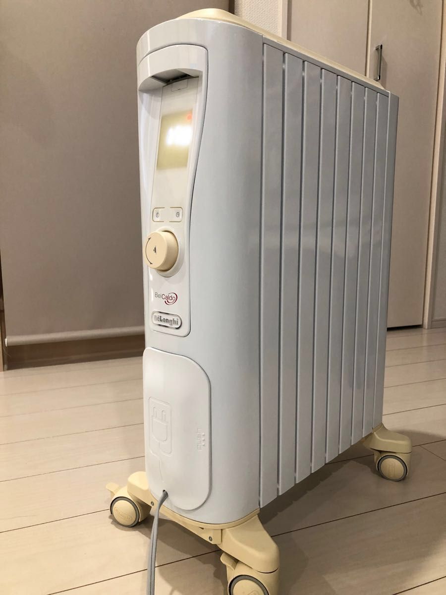 信頼】 デロンギ ベルカルド オイルヒーター RHJ75V0815-CR 10~13畳