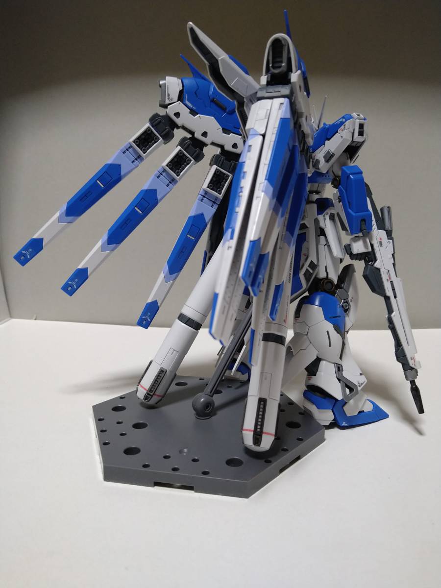 ☆RG1/144Hiνガンダム 【素組スミ入れ完成品】 完成品 ☆RG1/144Hiνガンダム 【素組スミ入れ完成品】 完成品