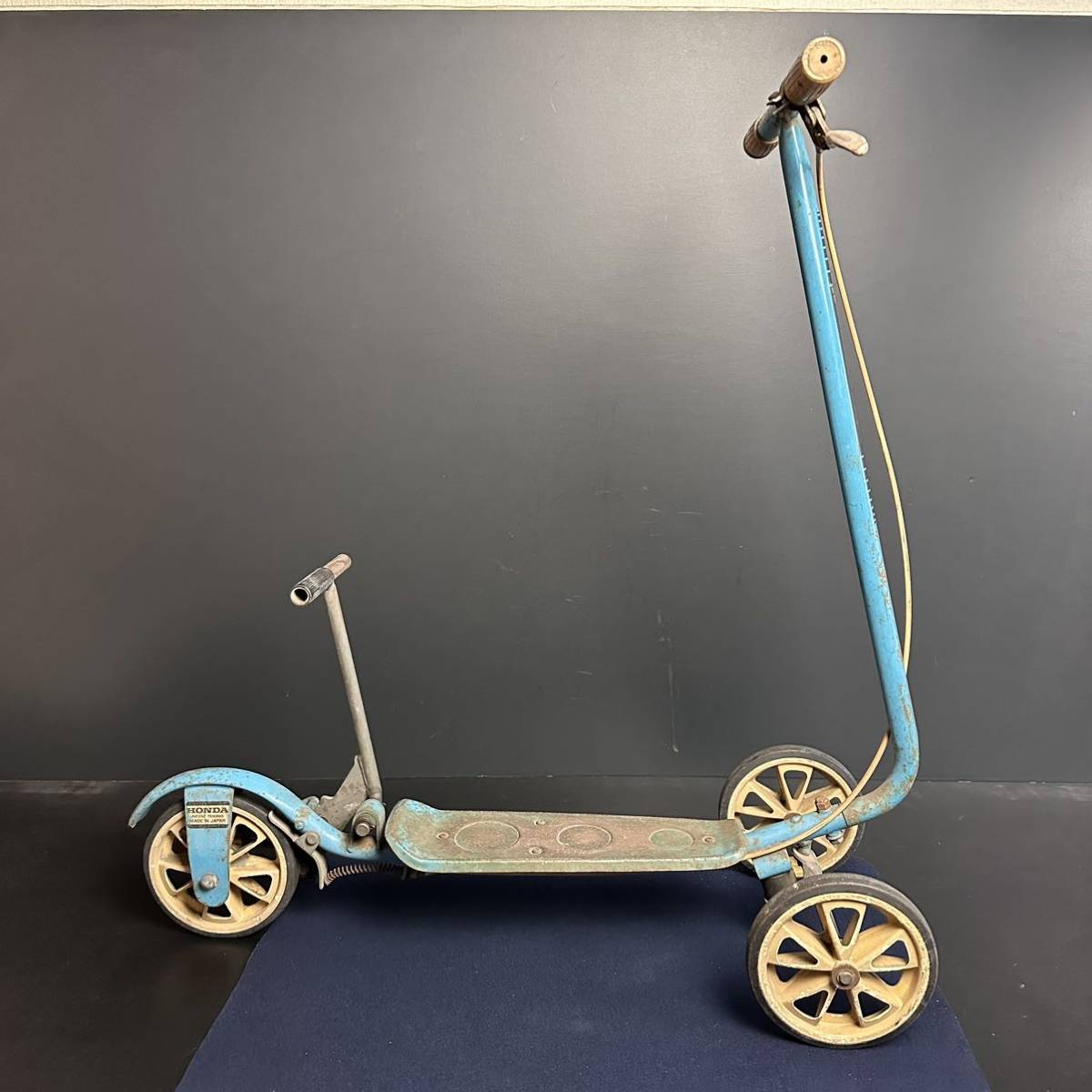 [ER079] HONDA ホンダ ローラースルーゴーゴー キックボード 三輪車 ガレージ 子供 玩具 コレクター 昭和レトロ 現状品 の画像3