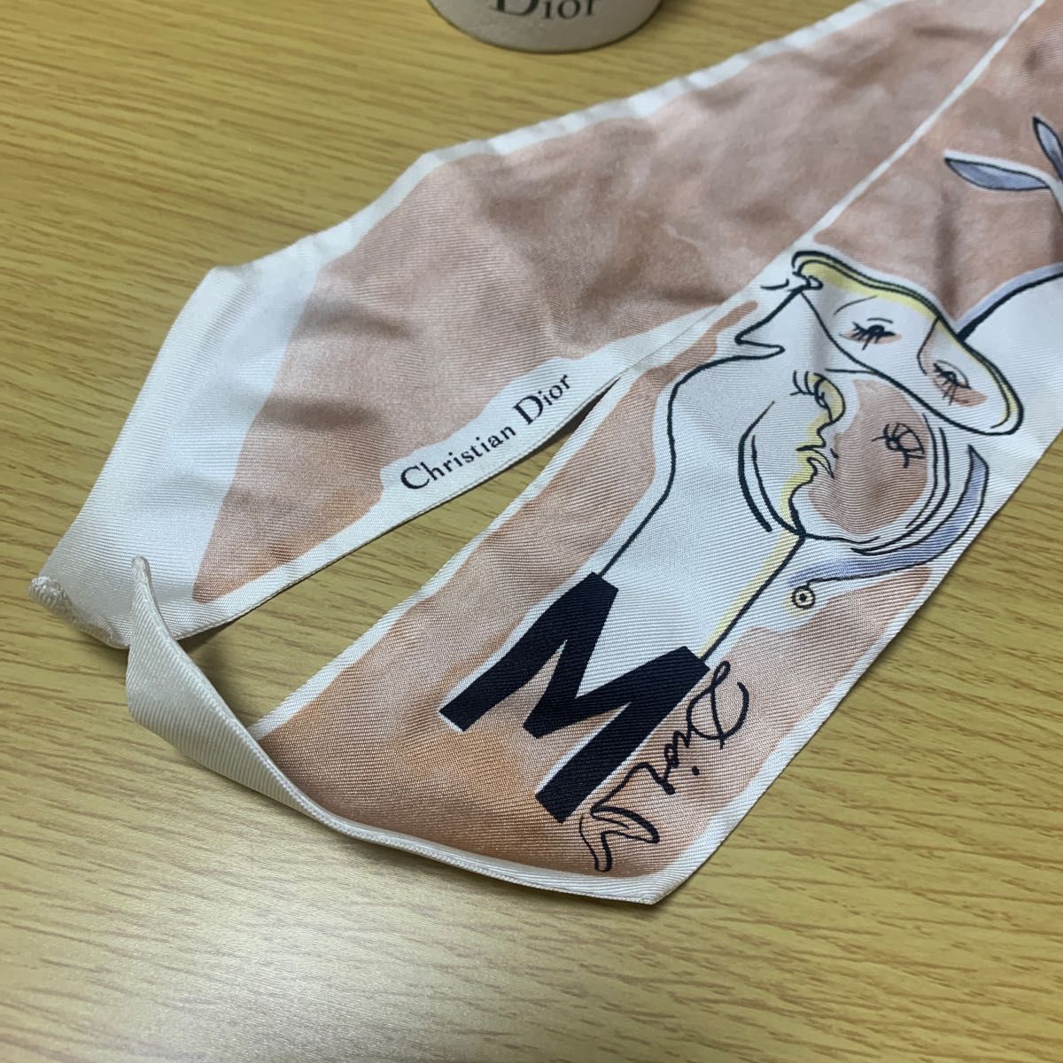 値下げ Dior ミッツァ イニシャルスカーフ M|Yahoo!フリマ(旧 値下げ Dior ミッツァ イニシャルスカーフ M|Yahoo!フリマ(旧