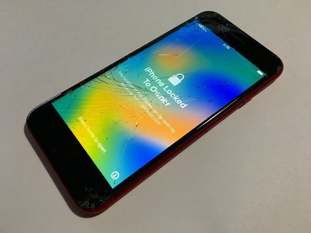 [U8-014 SIMフリー iPhone SE 2 64GB ジャンクの画像1