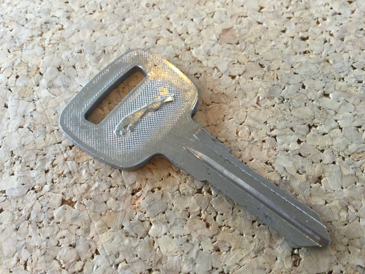  Jaguar Mark attaching door spare key XJ-6 S3 DD6