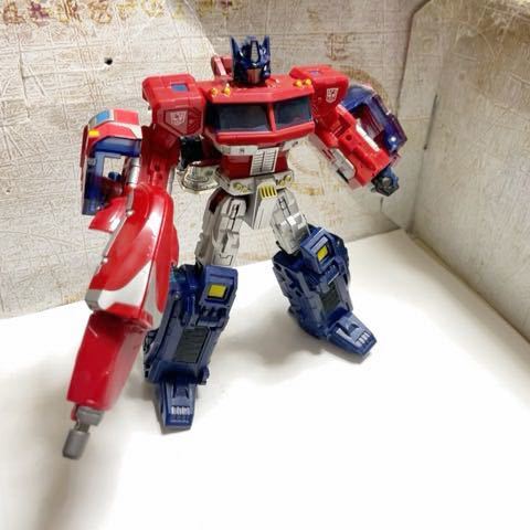 Yahoo!オークション - トランスフォーマー 変形 ヘンケイ Yahoo!オークション - トランスフォーマー 変形 ヘンケイ