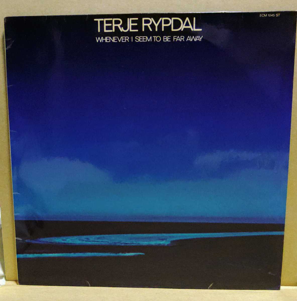 ドイツ盤LP Terje Rypdal　Whenever I Seem To Be Far Away　ECM1045　テリエ・リピダル_画像1