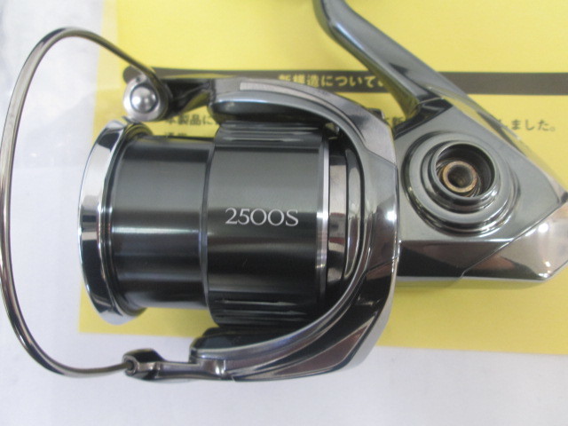 美品・海水未使用】シマノ 22ステラ C2500S フィッシング 日本直売