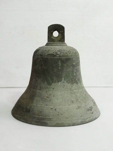 定番のお歳暮&冬ギフト 【 古銅 釣鐘 洋鐘 ◆ 時代物 直径21cm 管37519 ◆ ヴィンテージ アンティーク 】 2.9kg / その他