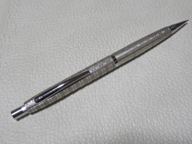 美品 希少 1970年代 日本製 プラチナ万年筆 (PLATINUM) 幾何学 美品 希少 1970年代 日本製 プラチナ万年筆 (PLATINUM) 幾何学