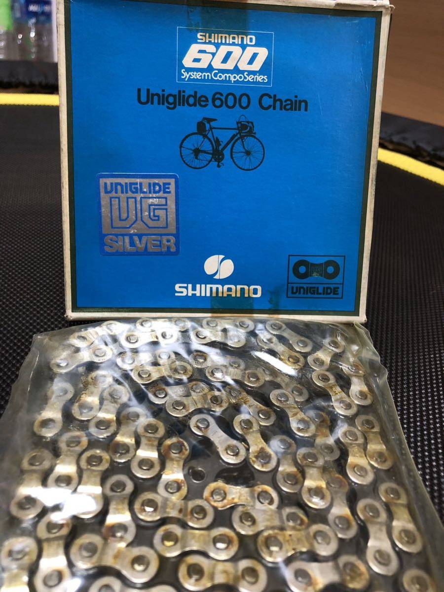 柔らかな質感の SHIMANO 600 silver UG Chain 600 Uniglide ビンテージパーツ