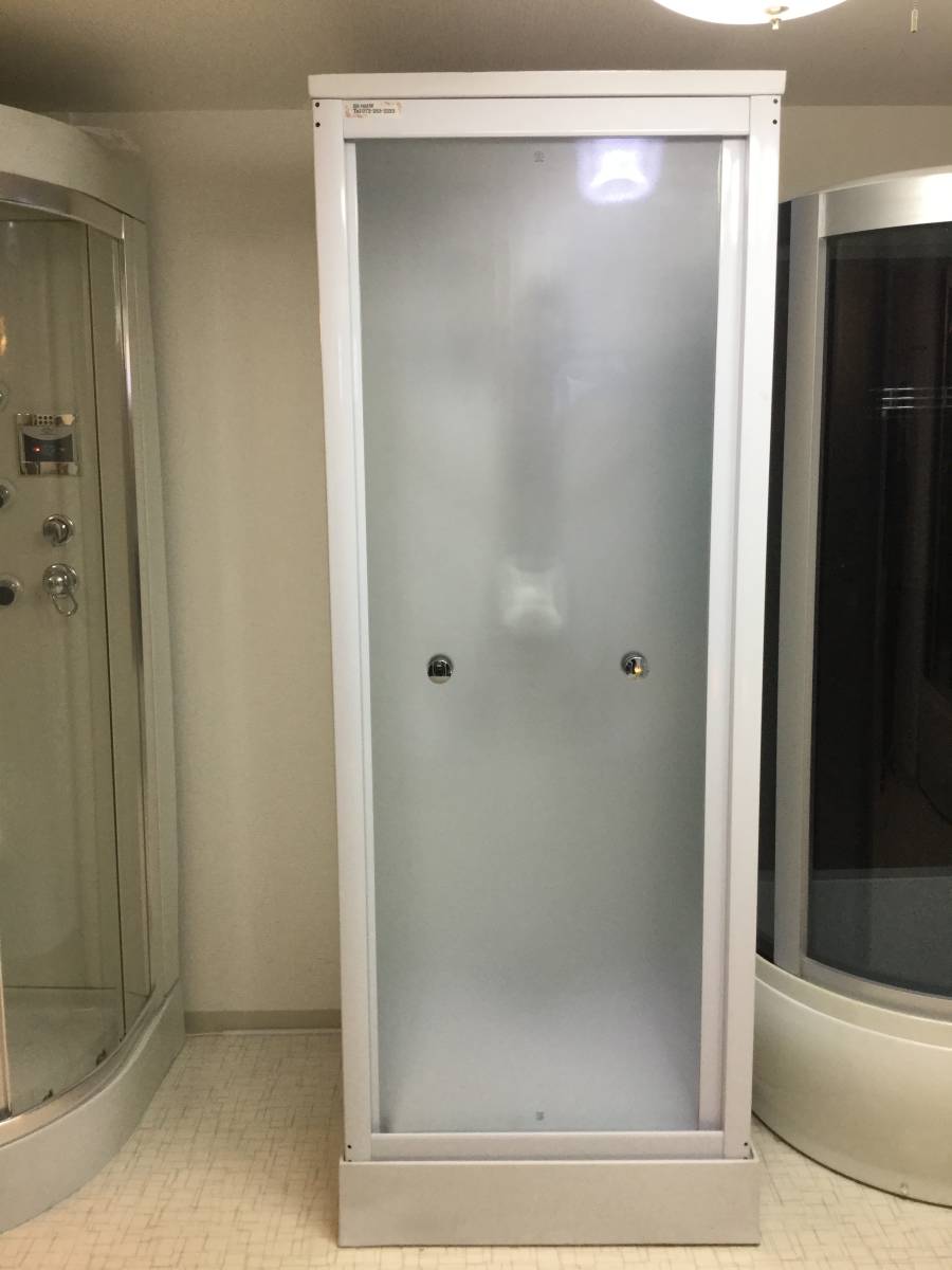 SS-005WS　最小サイズ シャワーユニット 幅78㎝ 狭い場所にもフィットする シャワールーム 簡単 増設 リフォーム アパート 改築 おすすめ_半透明シルクガラス！中が見えにくい！
