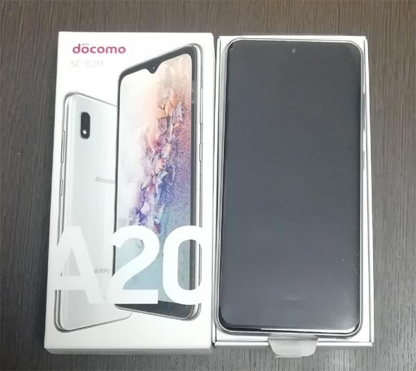 新品未使用 docomo Galaxy A20 SC-02M White SIMフリー SIMロック解除