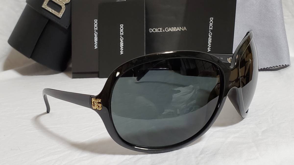 正規未レア DOLCE&GABBANA DGロゴ フルフレームサングラス 黒 ゴールド 石 D&G グラマラスアイウェア ビッグレンズL 希少 付属有 男女兼用_画像2