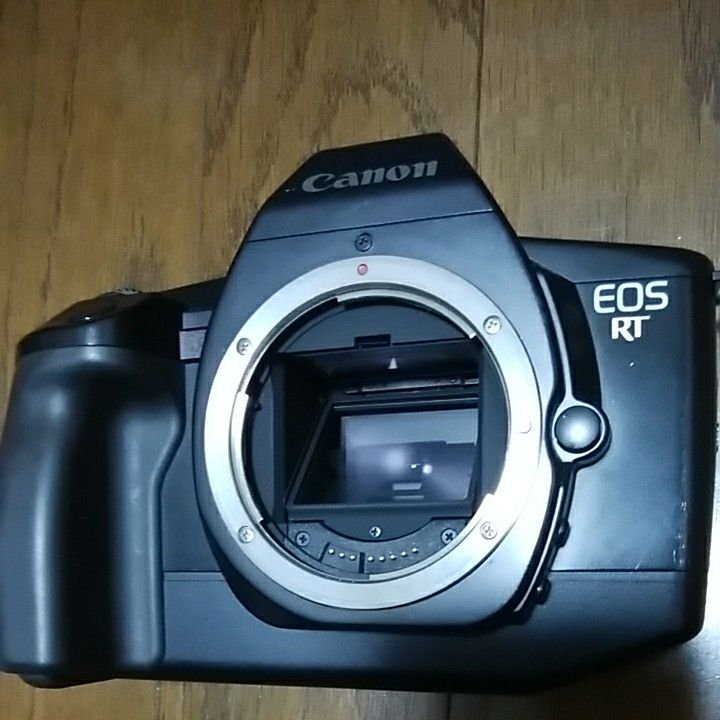 Canon EOS RT