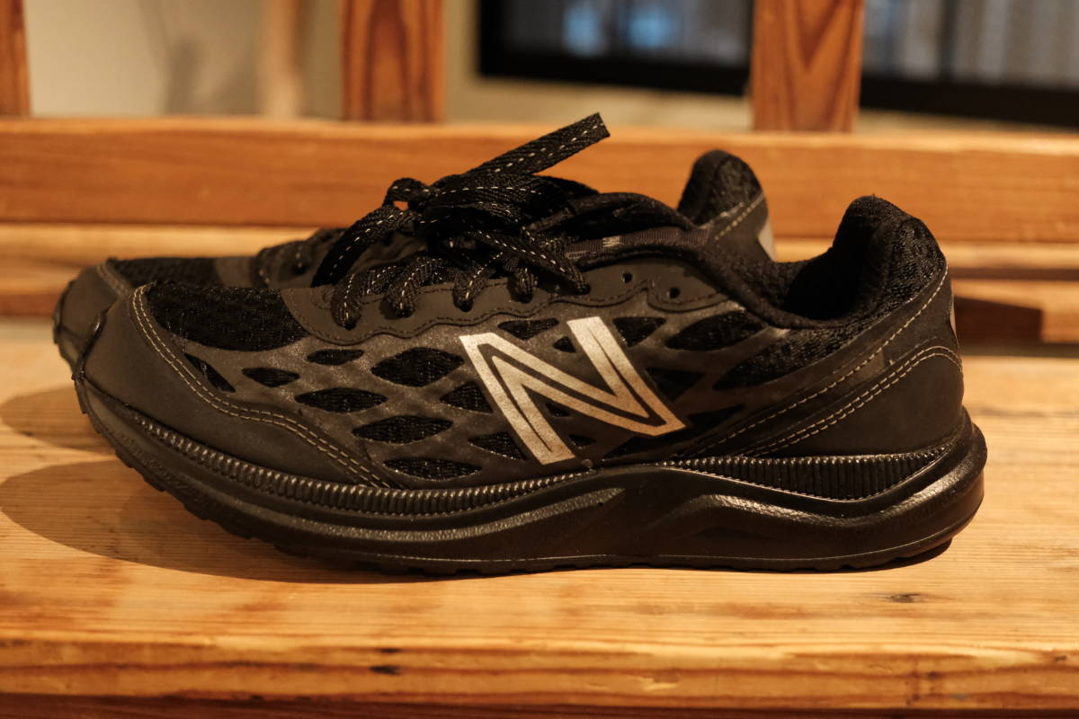 送料込 New Balance 950 WI950BN2 8.5B 25.5cm相当 米軍実物ミリタリートレーナー デッドストック 2021年_画像2