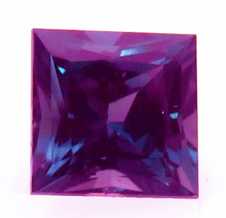 3745[ on class goods ] alexandrite loose 0.73ct a little over discoloration blue green - red purple sharp . cut Brazil production :.. mineral exhibition pavilion [ free shipping ]